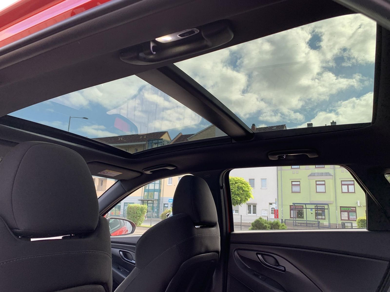 Hyundai i30 N Performance Pano+LED+Navi+Winterpaket+RFK — photo 11