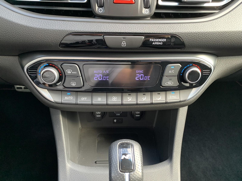 Hyundai i30 N Performance Pano+LED+Navi+Winterpaket+RFK — photo 15