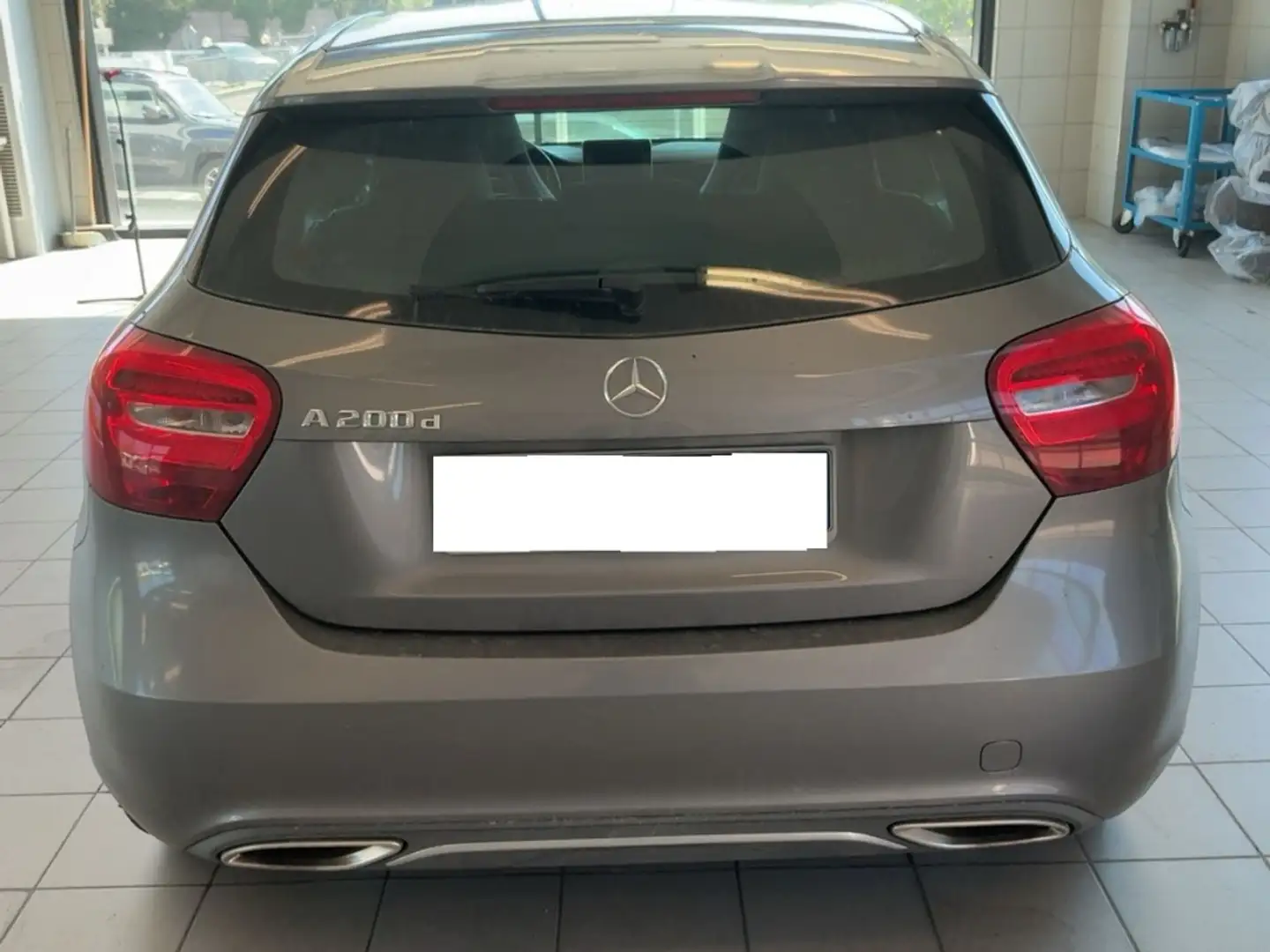 Mercedes-Benz A 200 200CDI BE Style 7G-DCT Grigio - 2
