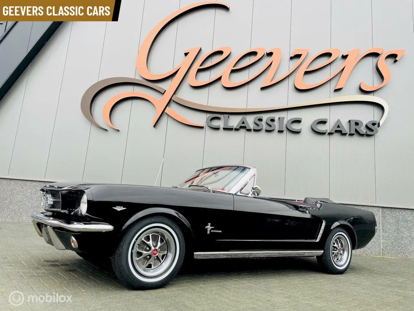 Ford Mustang CONVERTIBLE Zwart - 1
