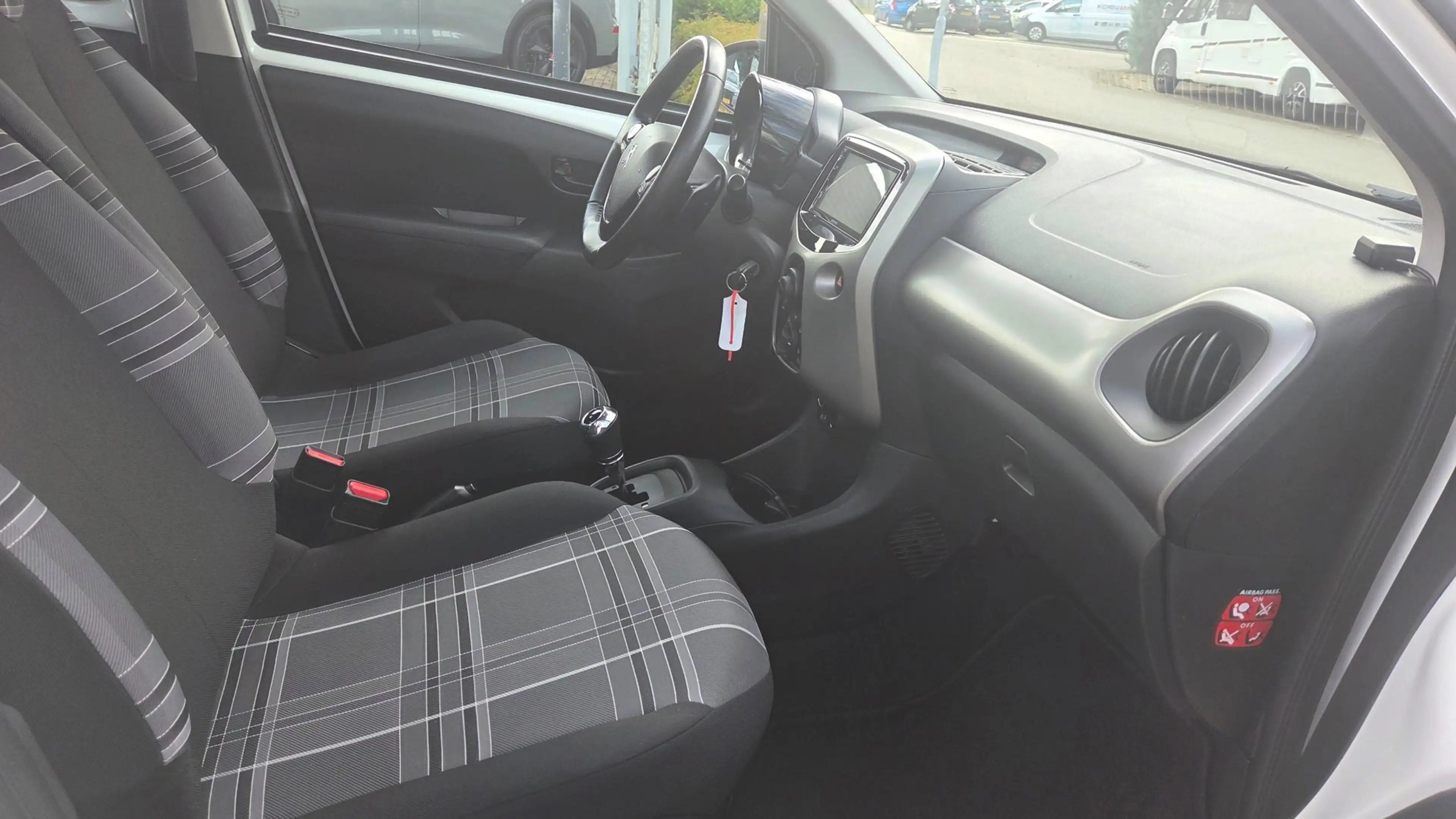 Peugeot 108 1.0 e-VTi Active Automaat l Achteruitrijcamera l C — photo 12
