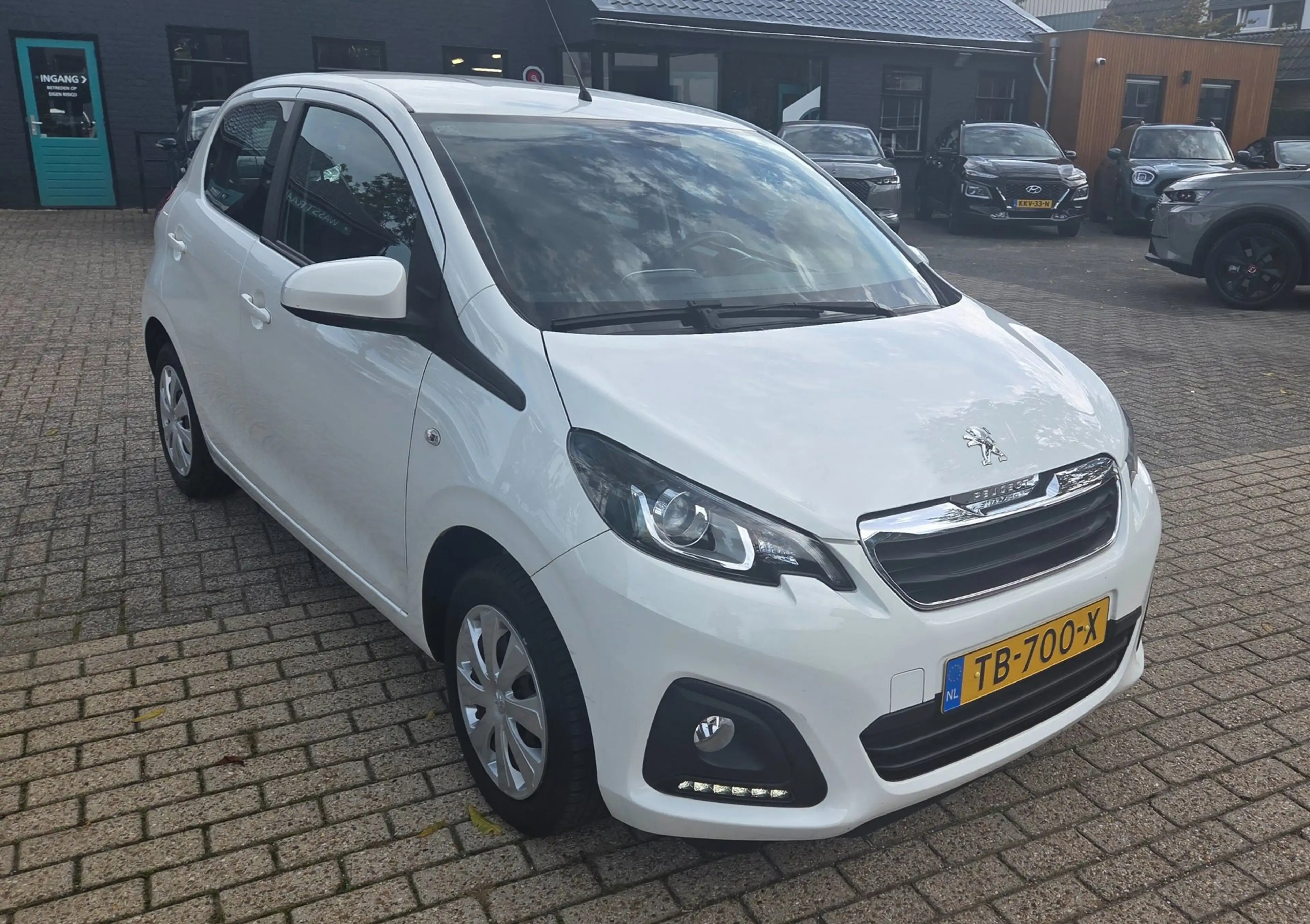 Peugeot 108 1.0 e-VTi Active Automaat l Achteruitrijcamera l C — photo 5