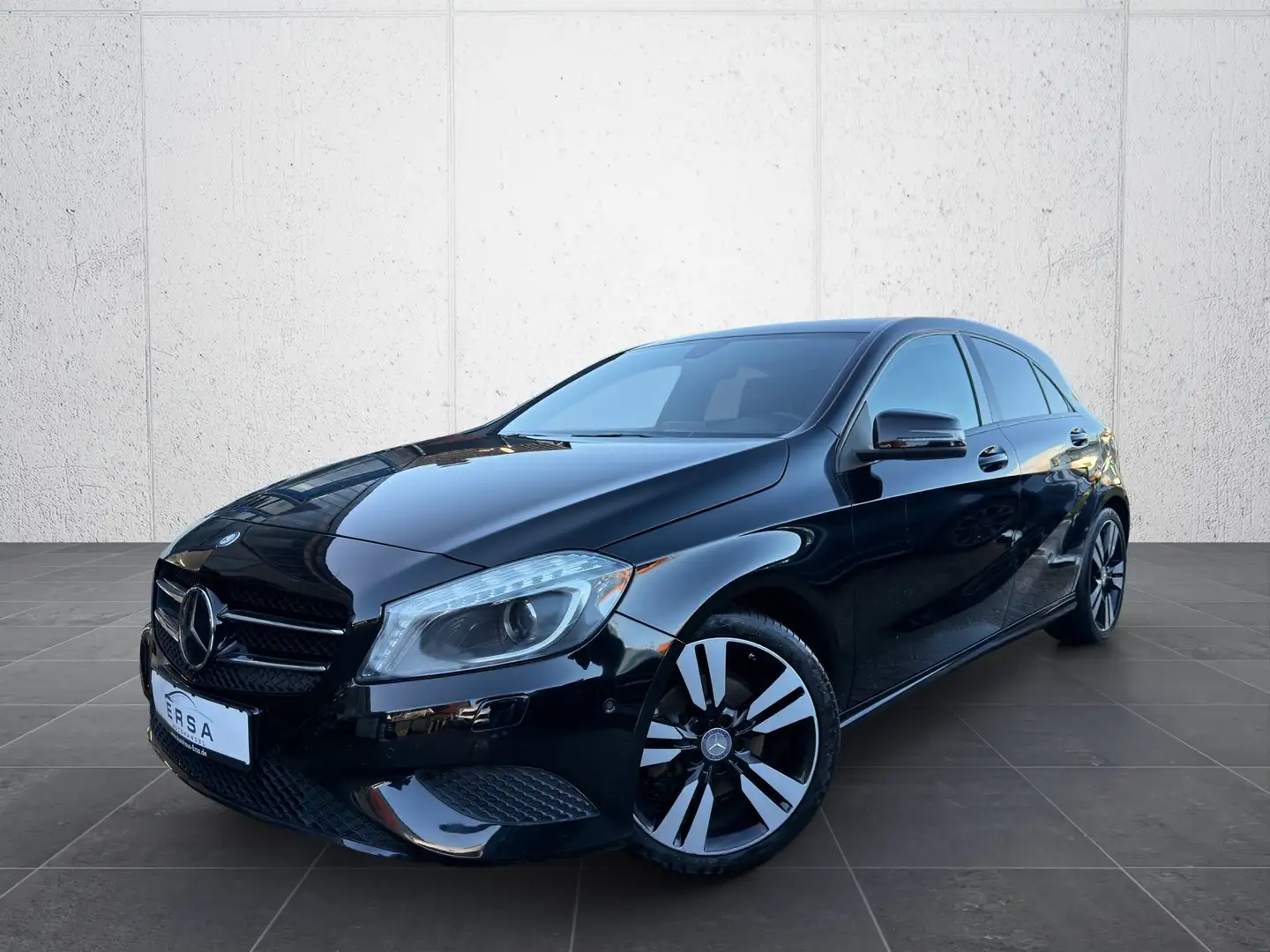 Mercedes-Benz A 200 BlueEff. Night*Xenon*Tempomat*Navi*Sitzheizung Schwarz - 1