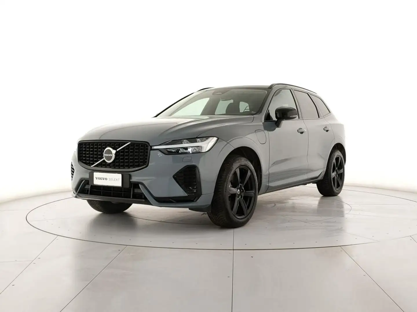 Volvo XC60 T6 Recharge Plug-in AWD auto Ultimate Dark Grigio - 2