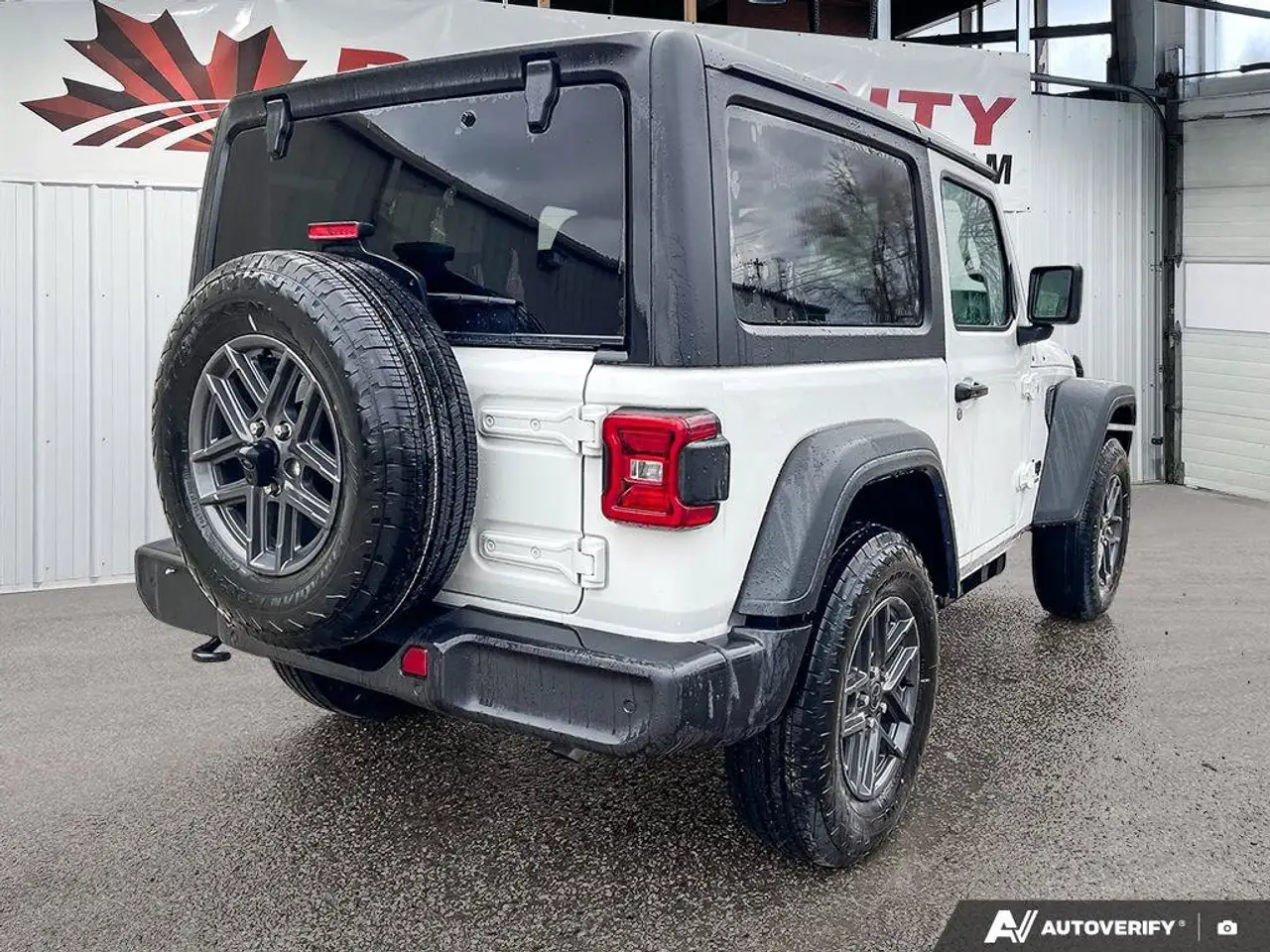 Jeep Wrangler photo Jeep Wrangler