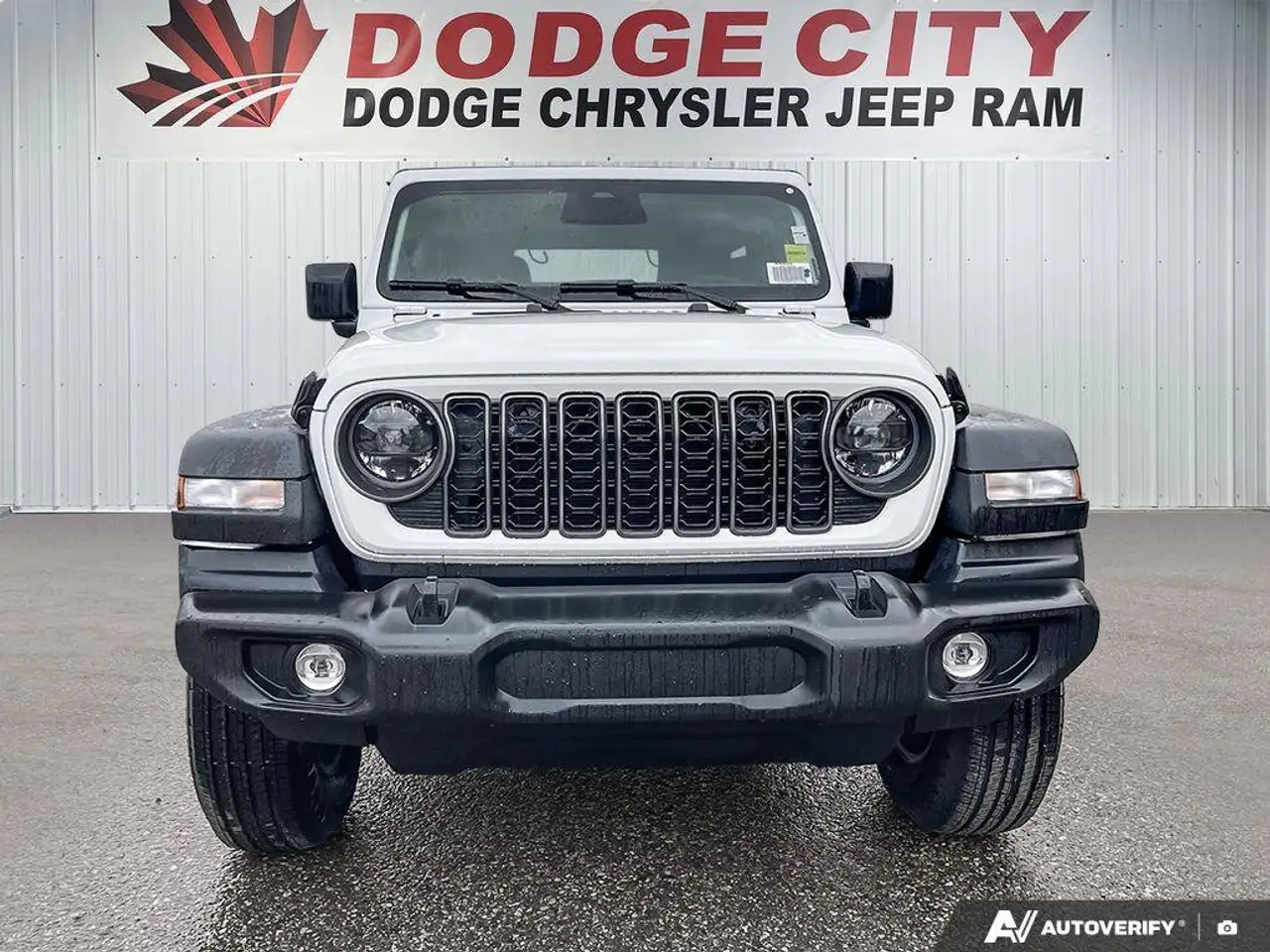 Jeep Wrangler photo Jeep Wrangler