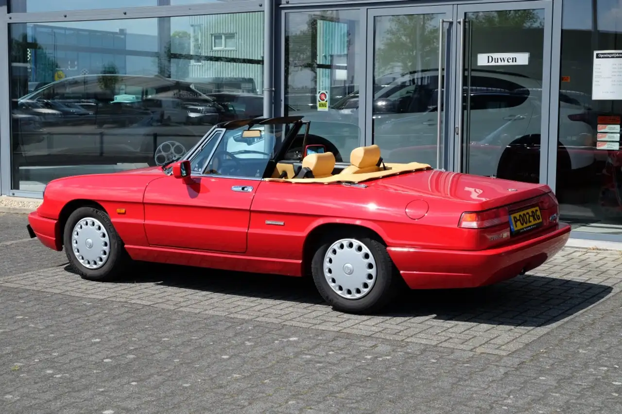 Alfa Romeo Spider 1.6 Unieke km stand, foto 3