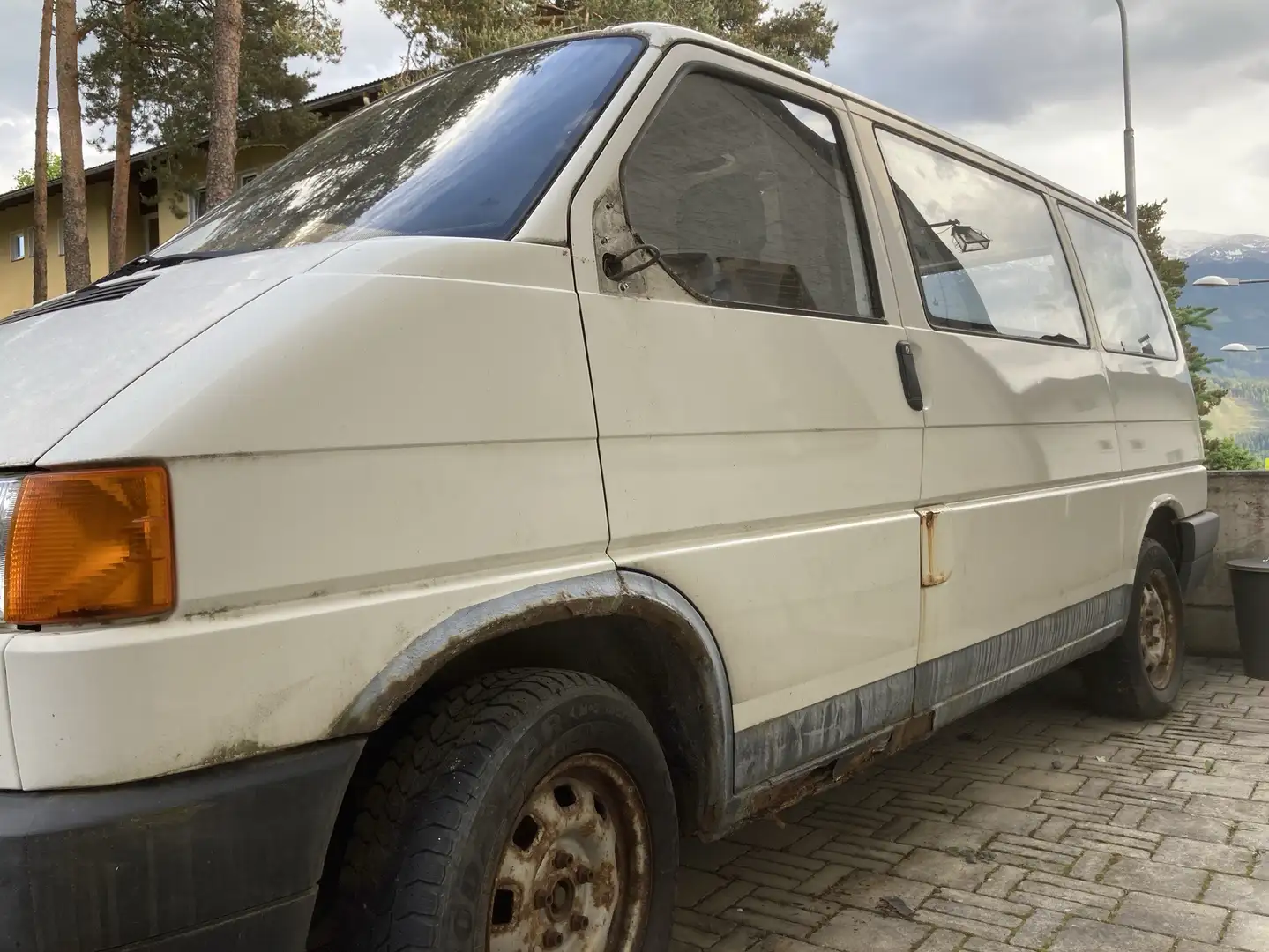 Volkswagen T4 Kombi 3-3-3 2,4 Ds. - 2