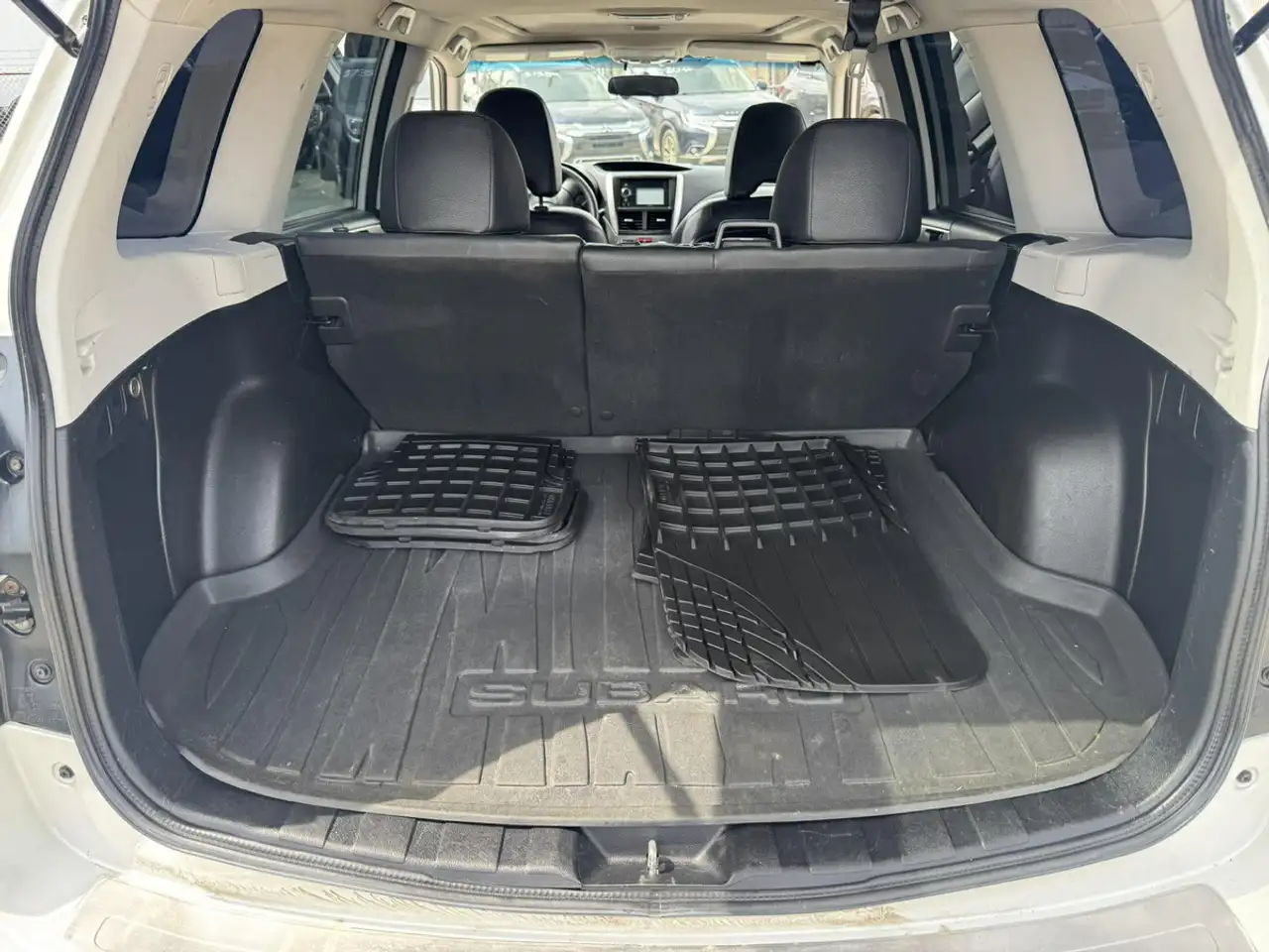 Subaru Forester снимка Subaru Forester
