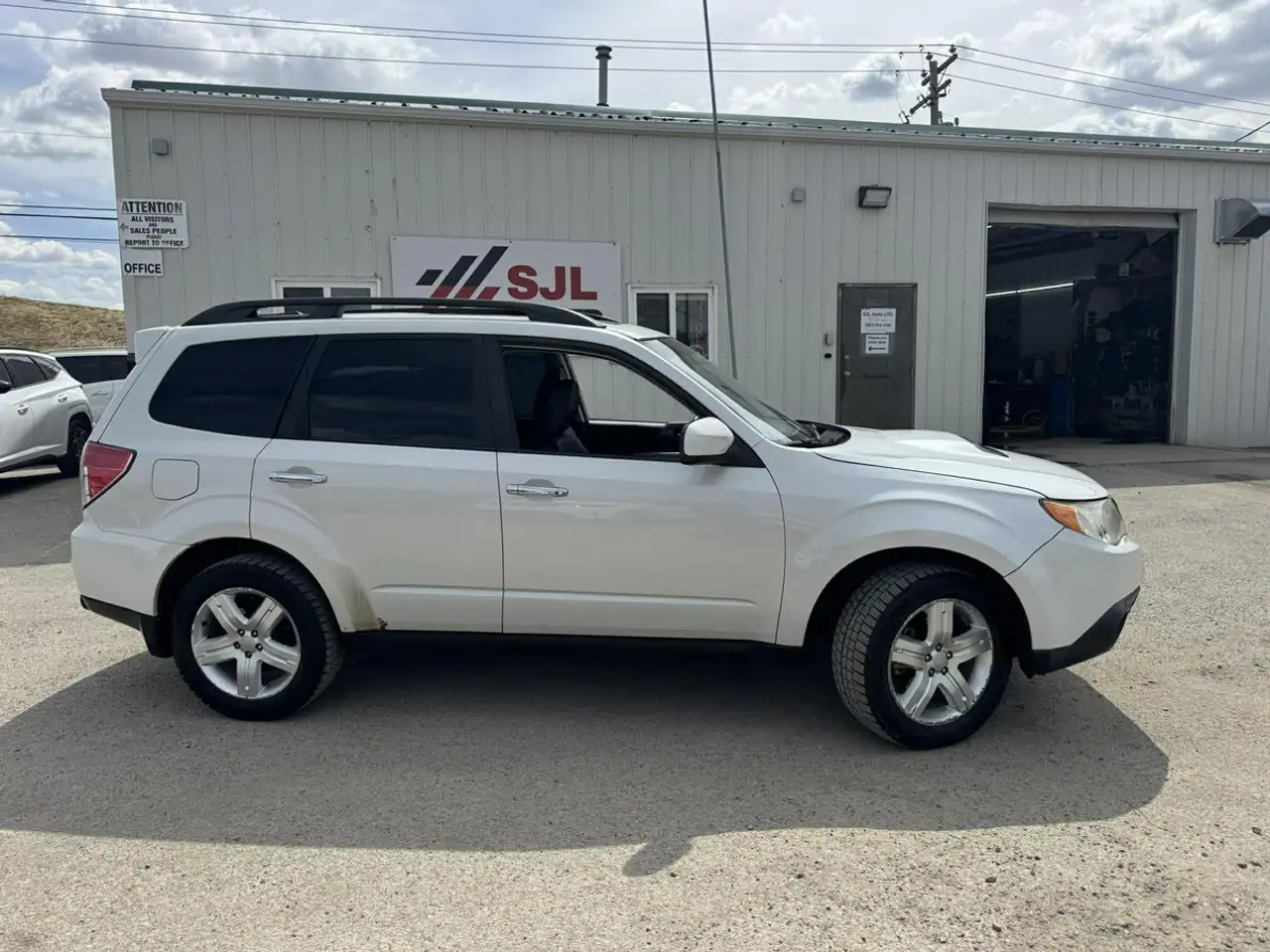 Subaru Forester снимка Subaru Forester