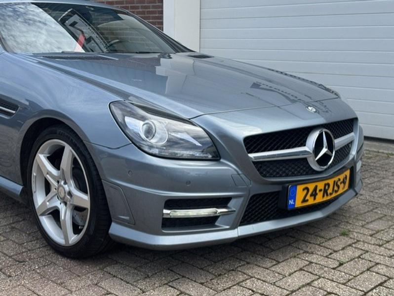 Mercedes-Benz SLK 200 AMG -Airscarf - NAP -Leder-Navi — photo 6