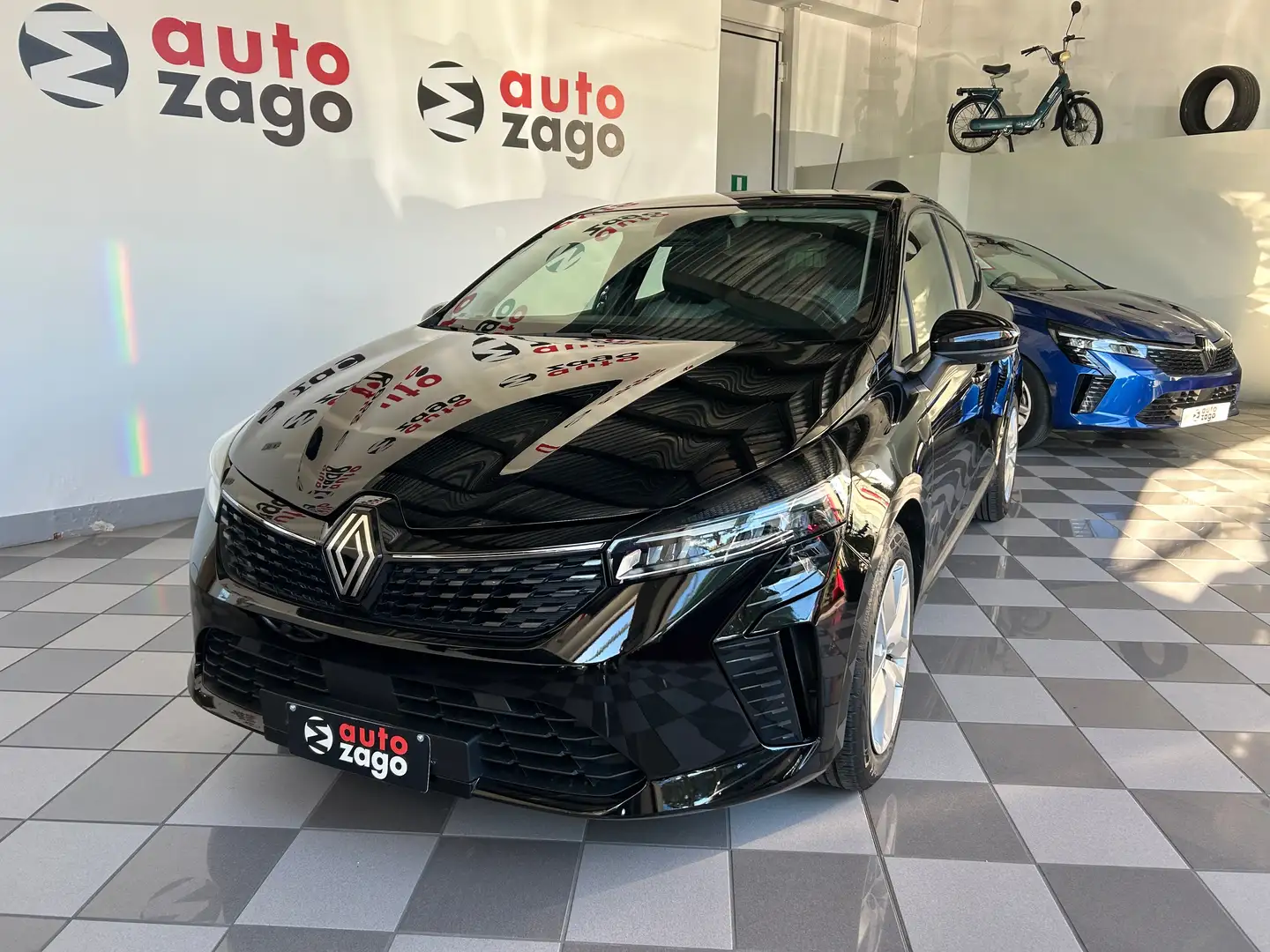 Renault Clio 1.0 Tce Evolution 90cv Nero - 1