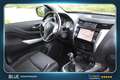 Nissan King Cab Navara 2.3 dCi 165PK Euro6 4WD N-Connecta ✓ 3500KG Schwarz - thumbnail 3