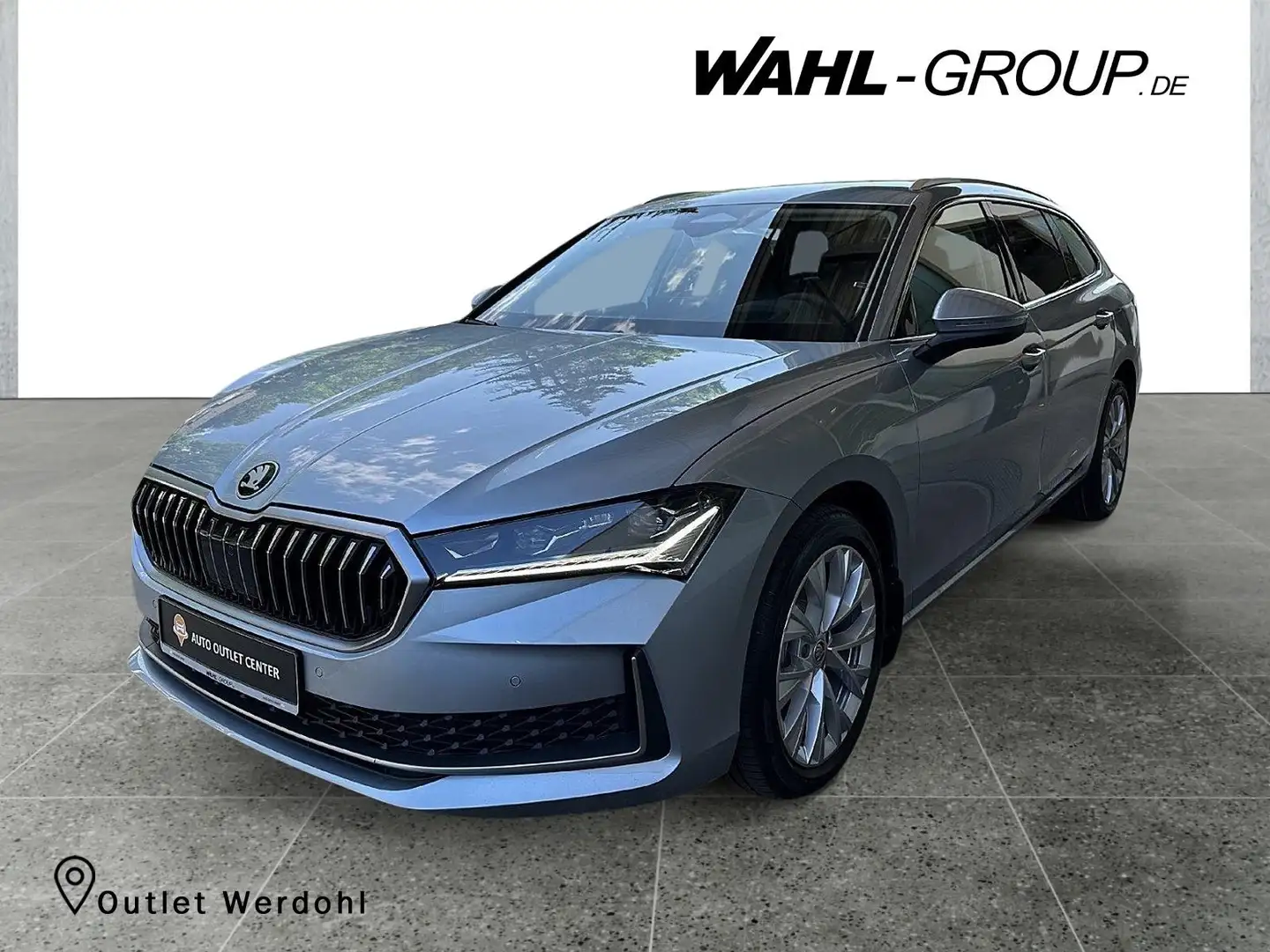 Skoda Superb 2,0 TDI SELECTION 4x4 NZ5*MODELL 2025**LENKRADHEIZ Silber - 1