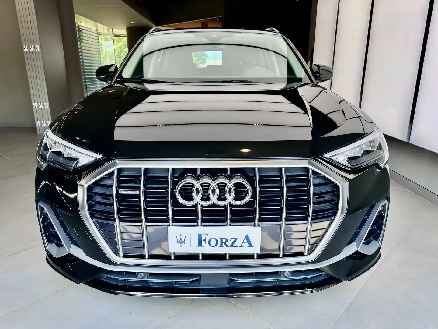 Audi Q3 35 2.0 tdi S line edition quattro s-tronic 150 Cv Nero - 2