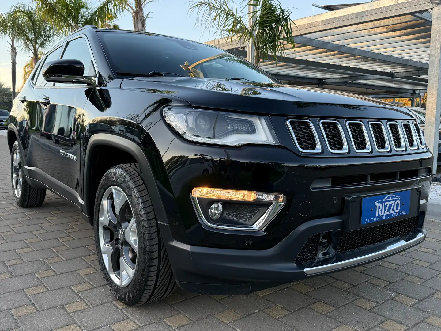 Jeep Compass 1.6 mjt Limited 120cv XENON PELLE NAVI Zwart - 1