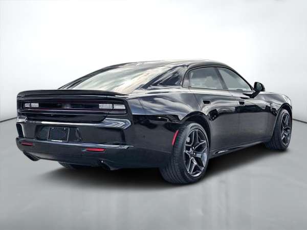 2026 Dodge Charger SCATPACK ESSENCE 550HP — photo 1