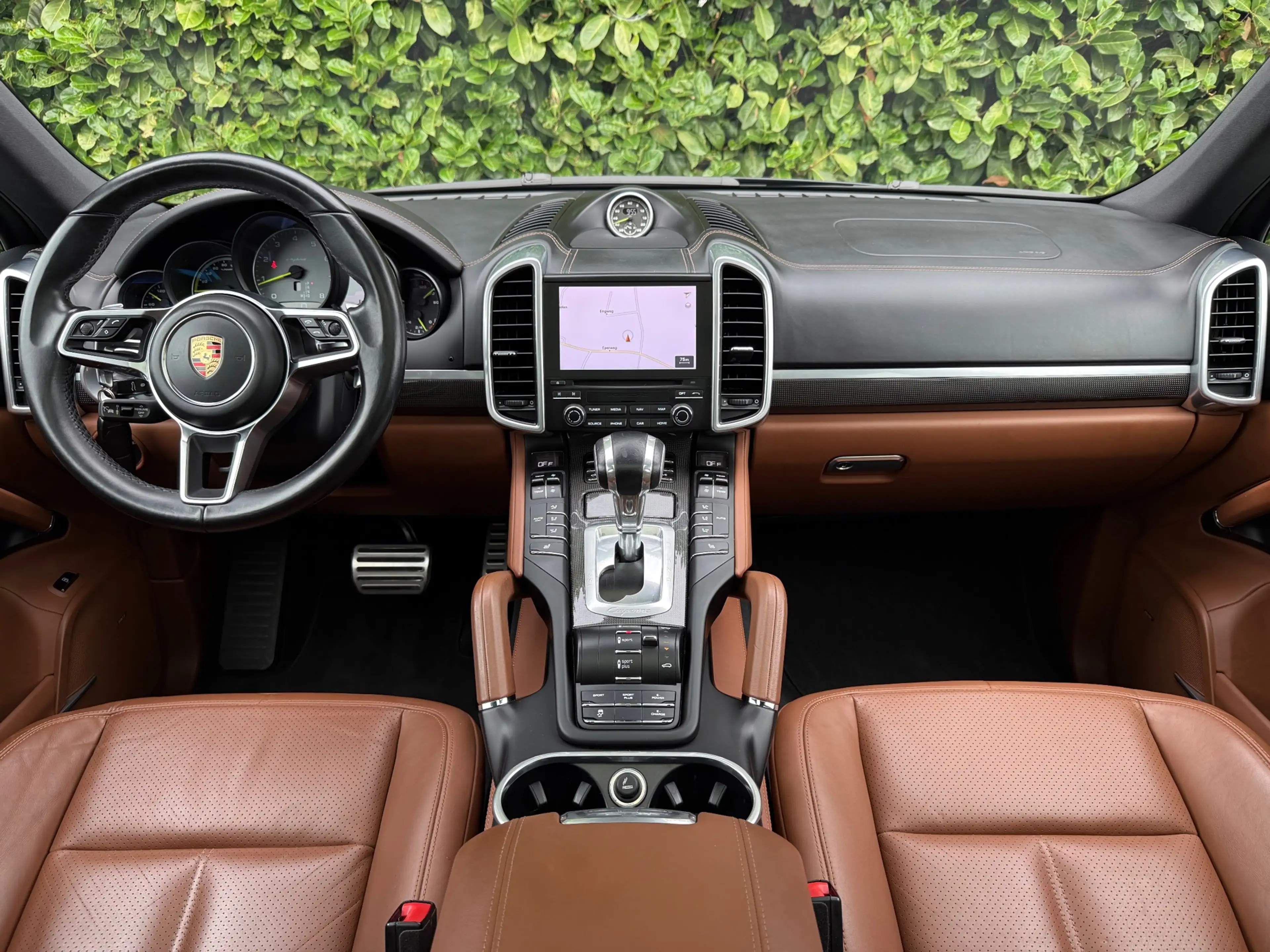 Porsche Cayenne 3.0 S E-Hybrid |PANO|BOSE|TREKHAAK|ADAPTIVE CRUISE — photo 3