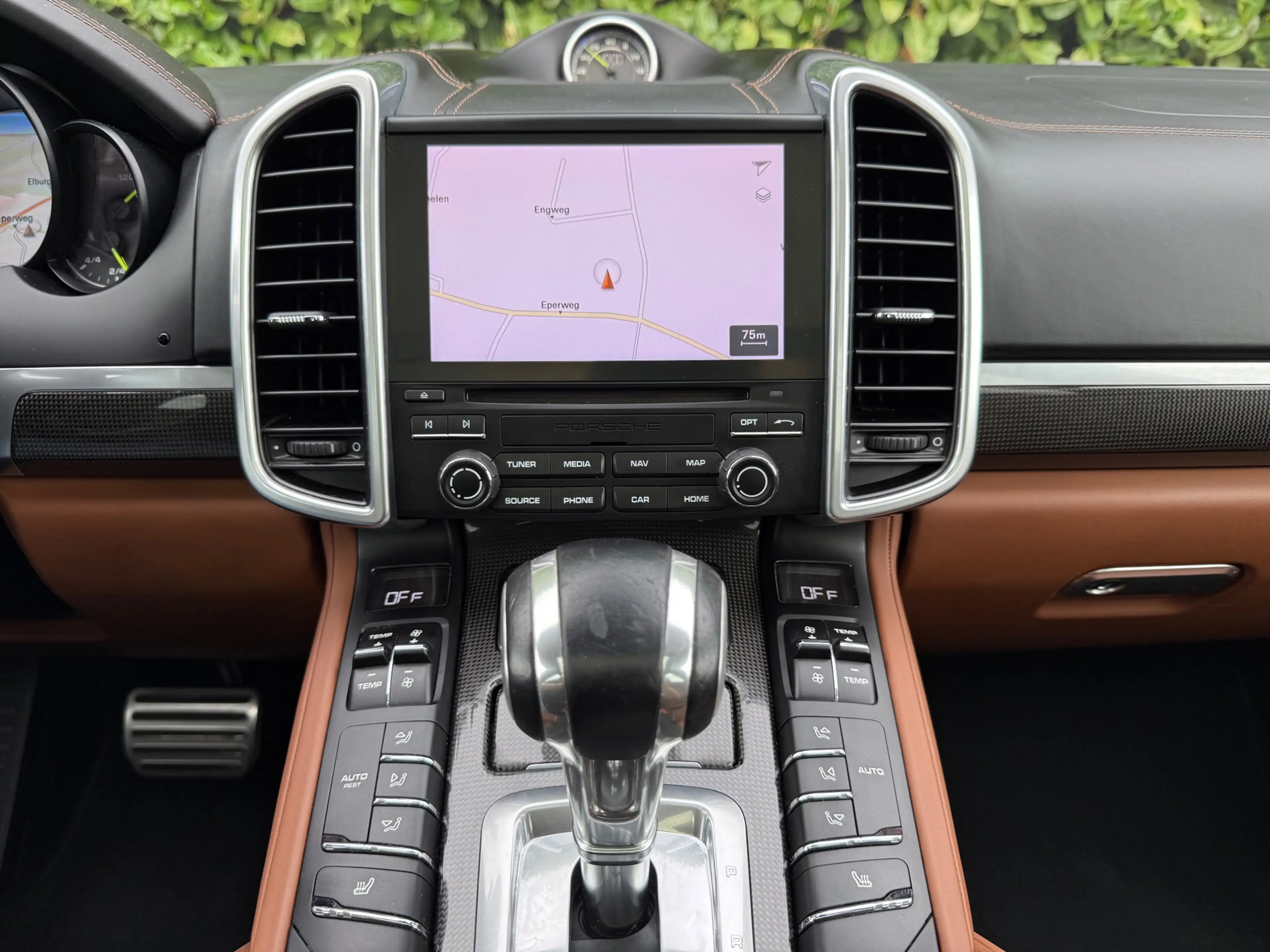 Porsche Cayenne 3.0 S E-Hybrid |PANO|BOSE|TREKHAAK|ADAPTIVE CRUISE — photo 12