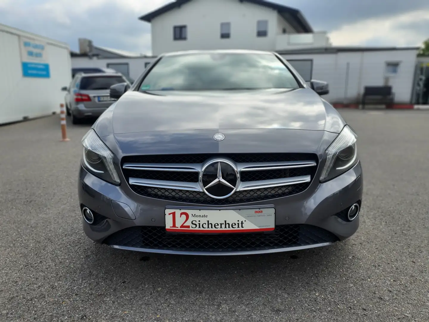 Mercedes-Benz A 200 A 200 CDI Automatik*Xenon*Navigation*Teilleder* Šedá - 2