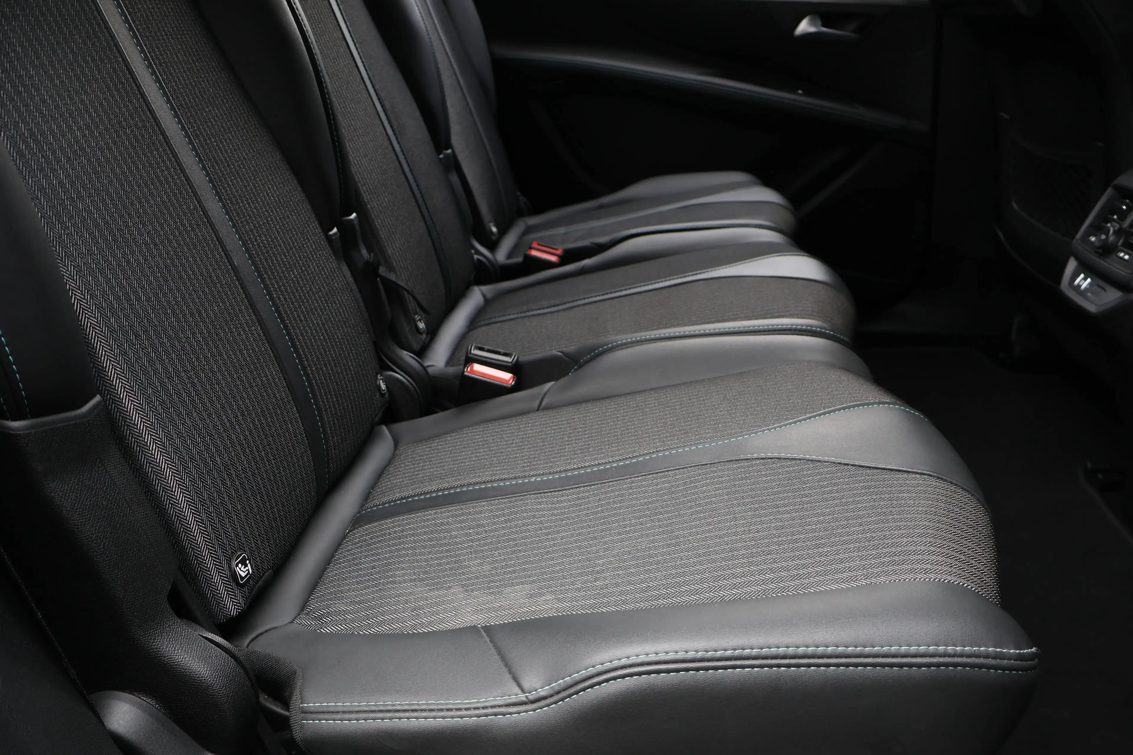 Peugeot 5008 5008 1.2 PureTech Allure 7pl DodeH CruiseC Garantie * — photo 9