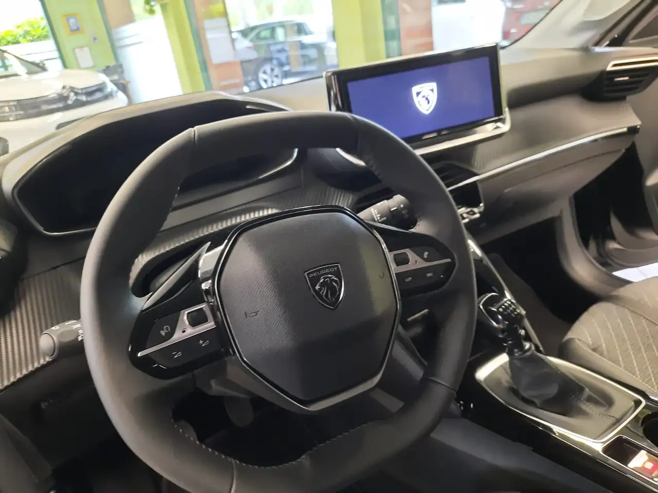 Peugeot 208 1.2 ALLURE PURETECH 100 CV 10