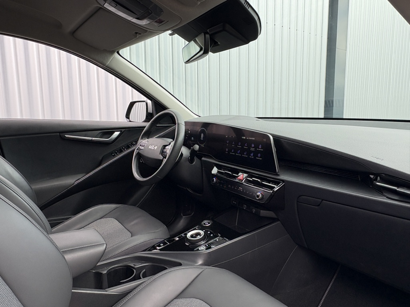 Kia e-Niro DynamicLine 64.8 kWh | Navigatie | Camera | Cruise — photo 14