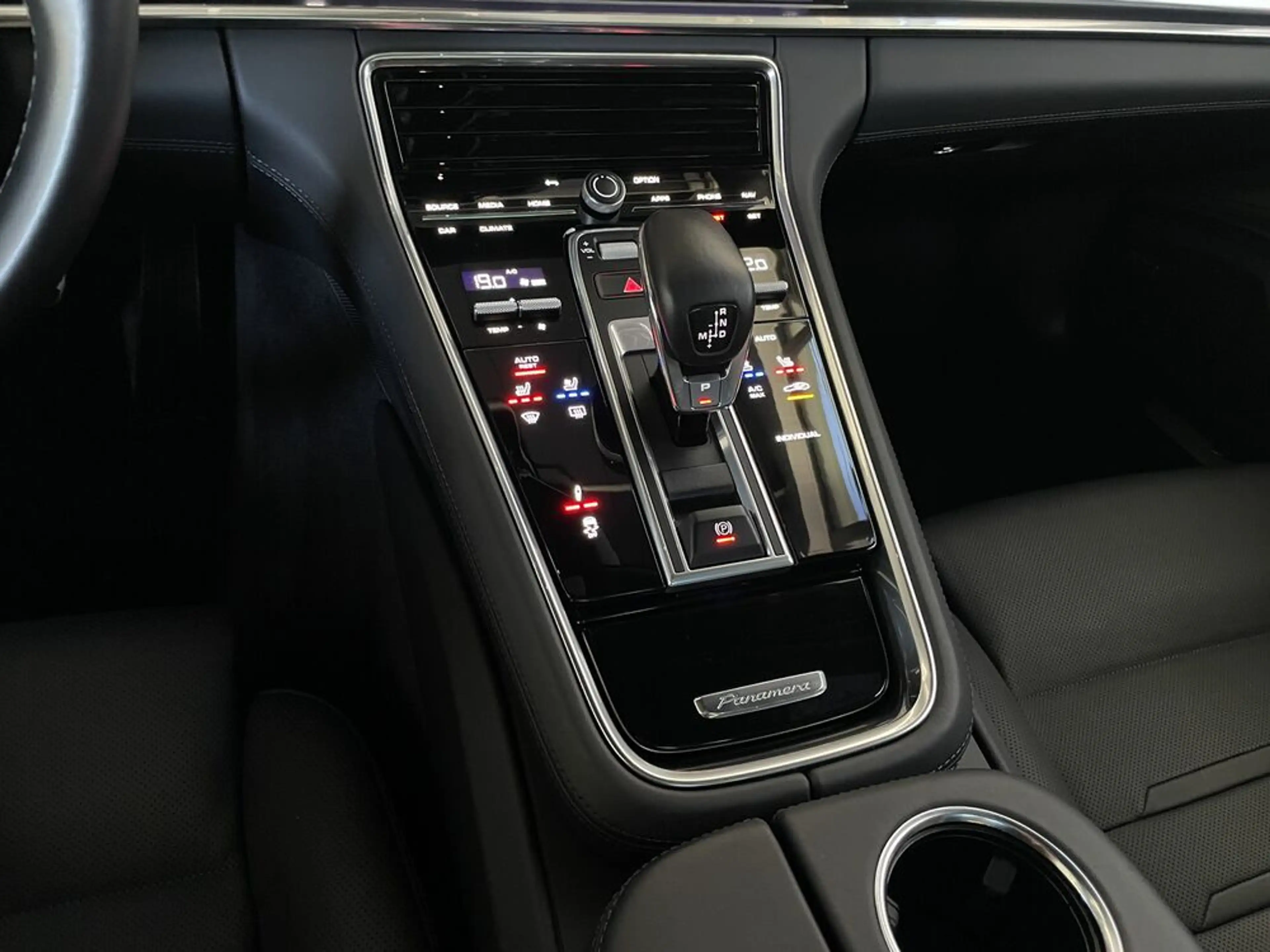 Porsche Panamera Executive E-Hybrid *MATRIX*BOSE*Massage* — photo 7