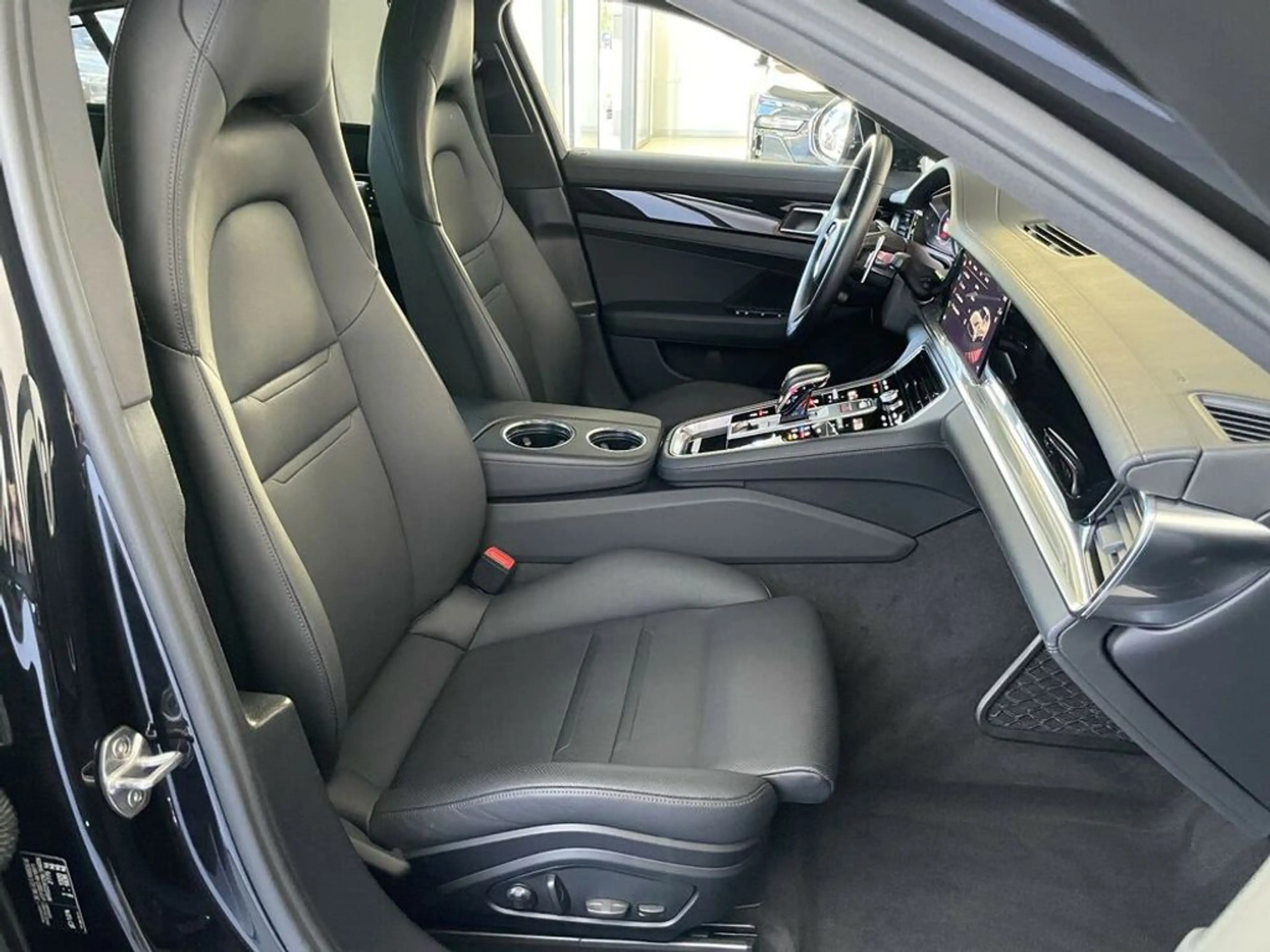 Porsche Panamera Executive E-Hybrid *MATRIX*BOSE*Massage* — photo 14