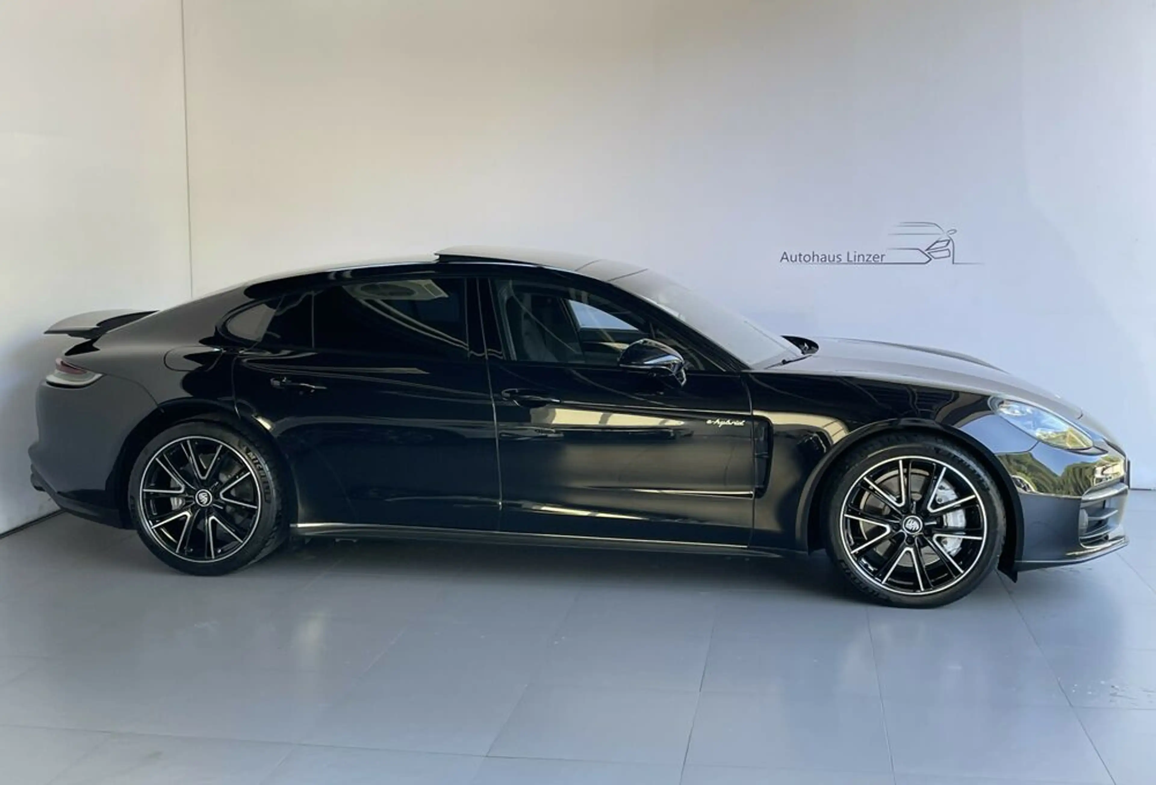 Porsche Panamera Executive E-Hybrid *MATRIX*BOSE*Massage* — photo 4
