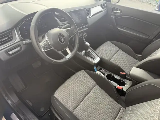Renault Captur view 10