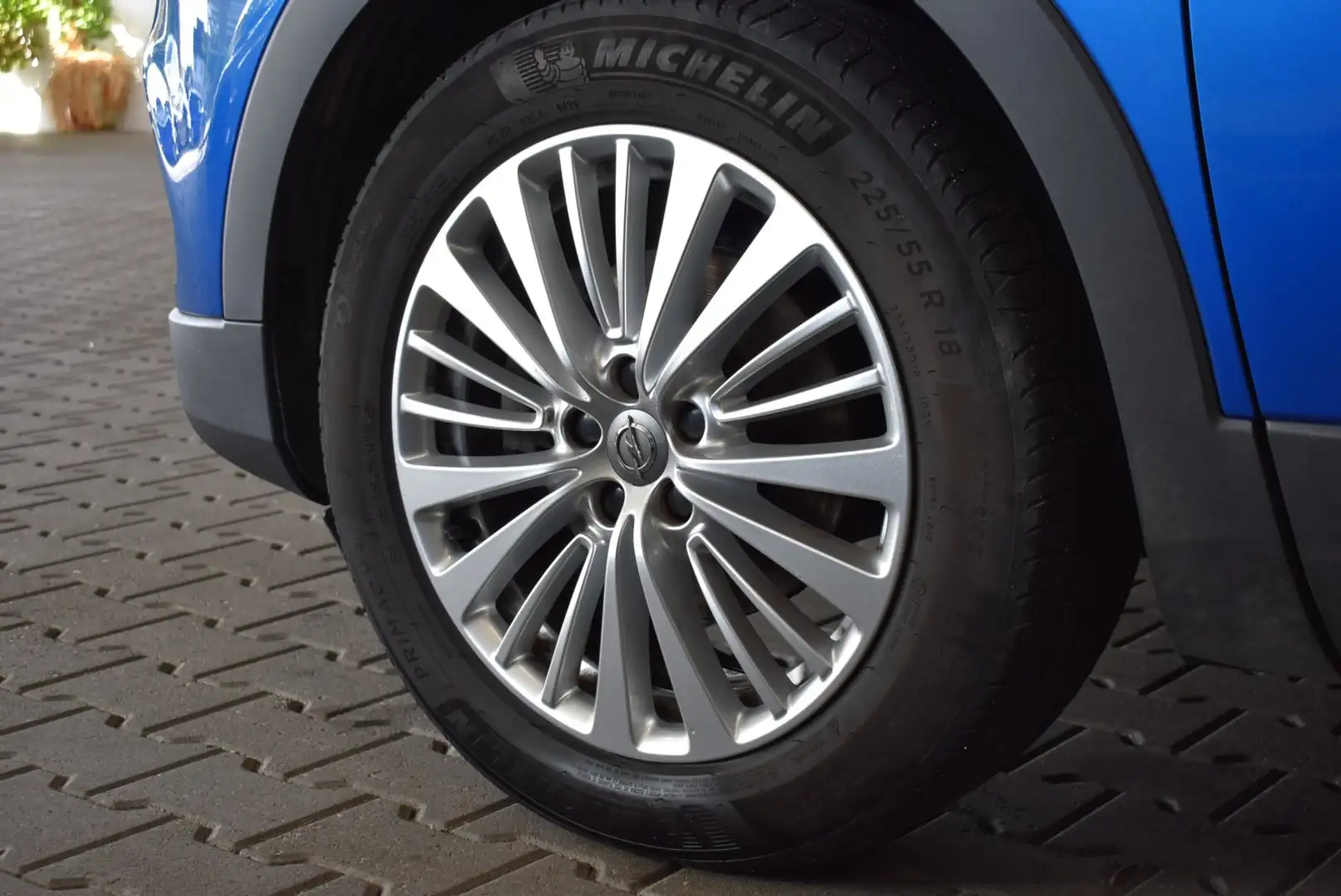 Opel Grandland X 1.2 Turbo Edition AHK NAVI Winterpaket Blau - 2
