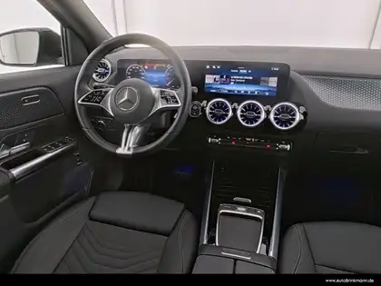 Annonce voiture d'occasion Mercedes-Benz GLA 180 - CARADIZE