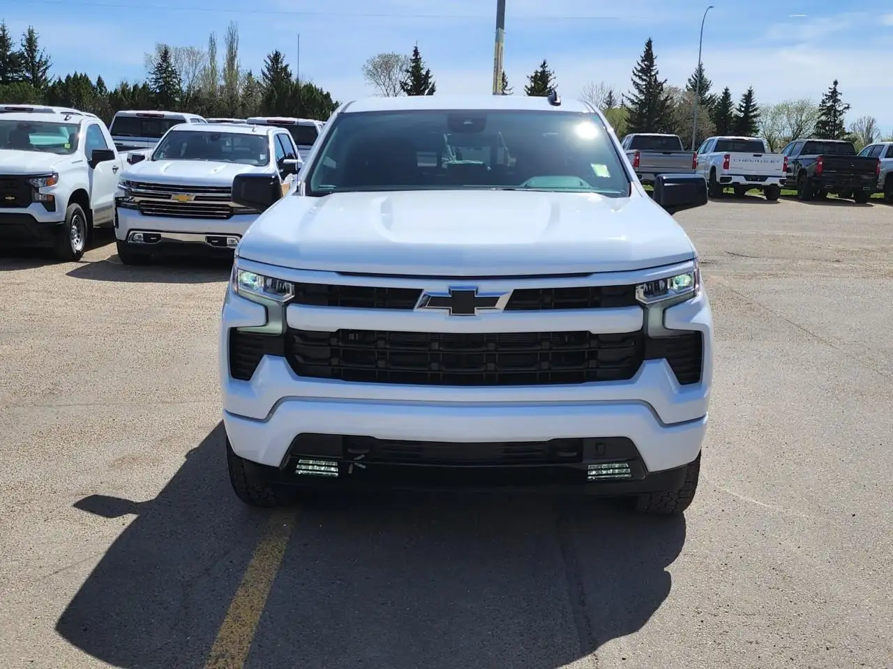 Chevrolet Silverado 1500 снимка Chevrolet Silverado 1500