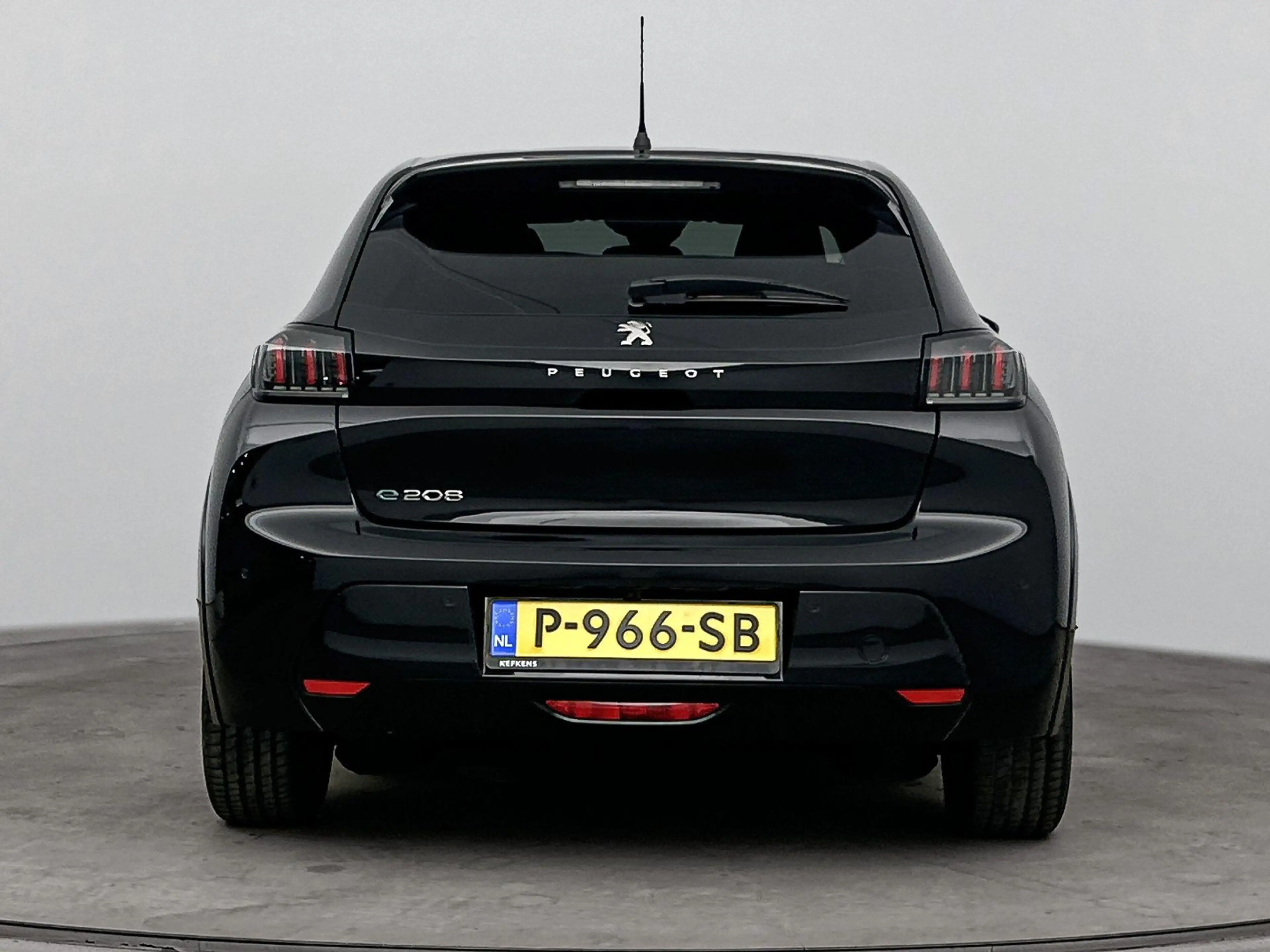Peugeot e-208 EV Allure Pack 50 kWh | ACCU: 93% | Lichtmetalen v — photo 4