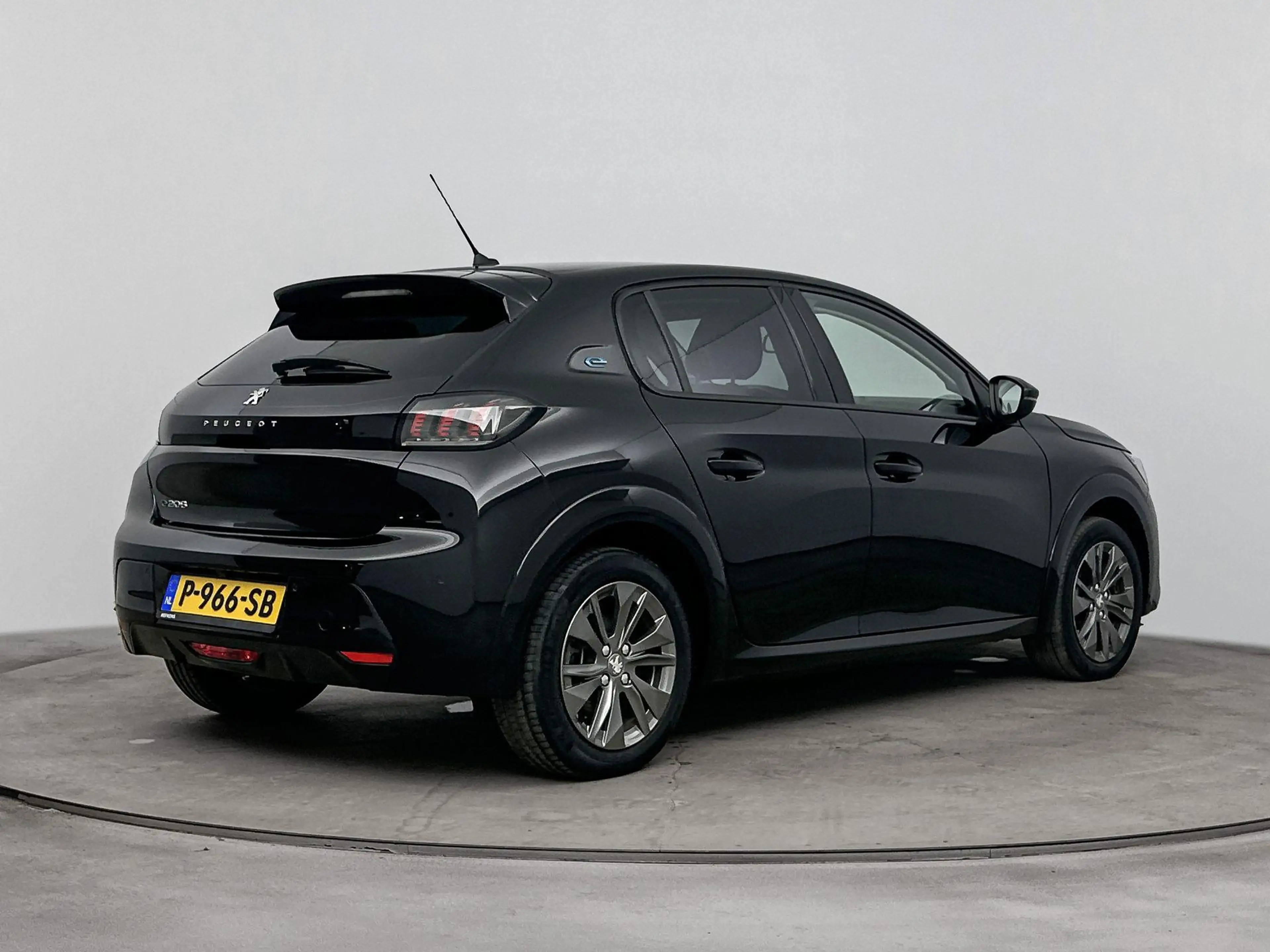 Peugeot e-208 EV Allure Pack 50 kWh | ACCU: 93% | Lichtmetalen v — photo 5
