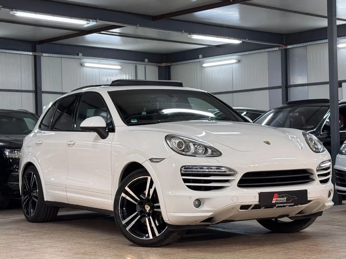 Porsche Cayenne Diesel SPORT PAKET*PASM*PANO*PCM*BOSE Weiß - 1
