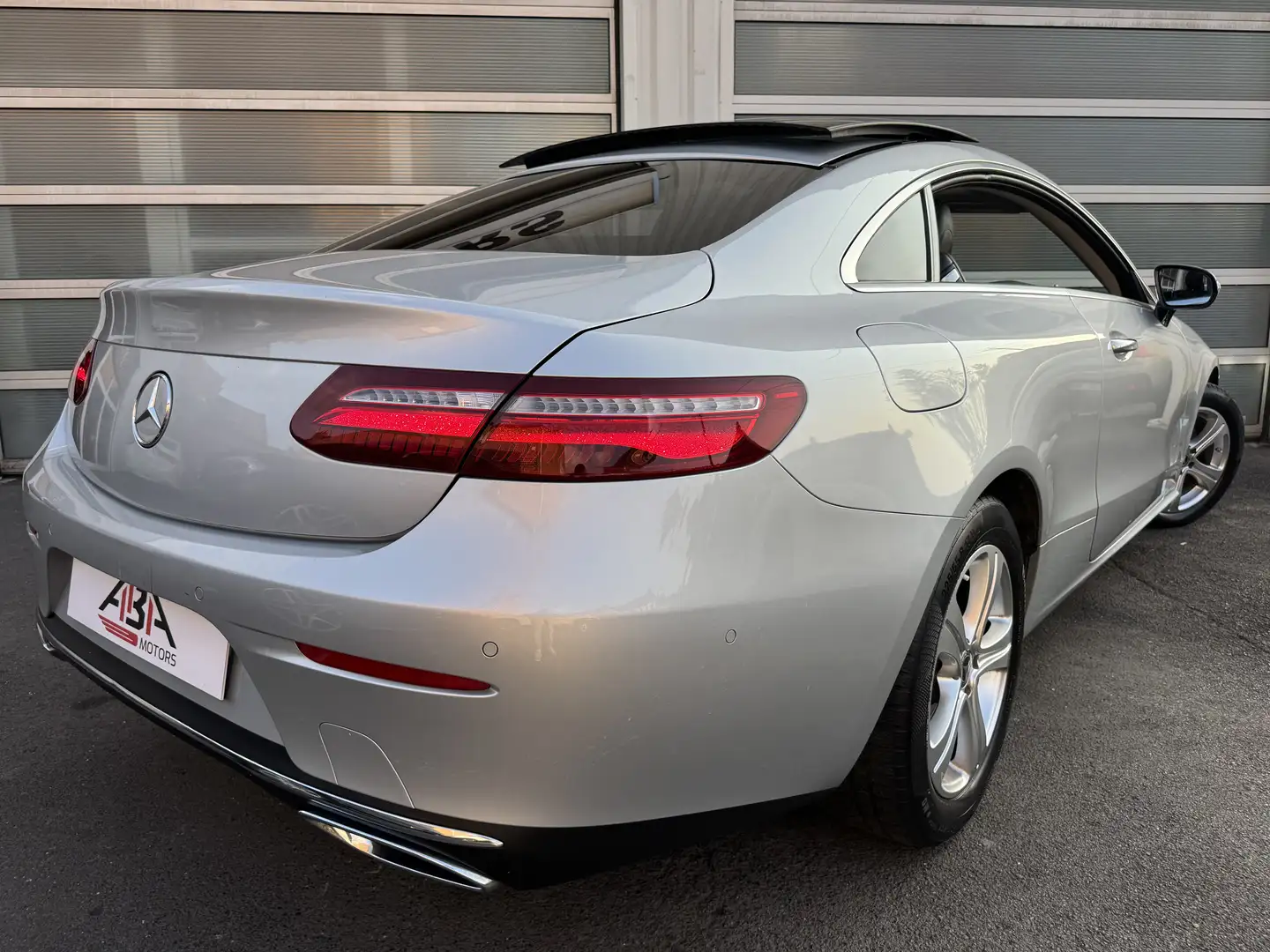 Mercedes-Benz E 220 Classe Coupé d 9G-Tronic Executive - 2