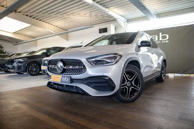 Mercedes-Benz GLA 250 E, AMG-LINE, AMBIENT LIGHT, CAMERA, VOLLEDER