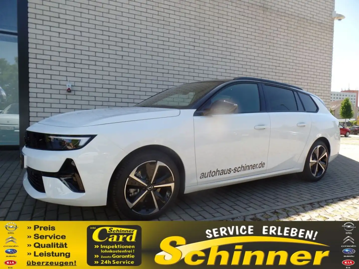 Opel Astra Sports Tourer 1.2 Turbo GS Weiß - 1