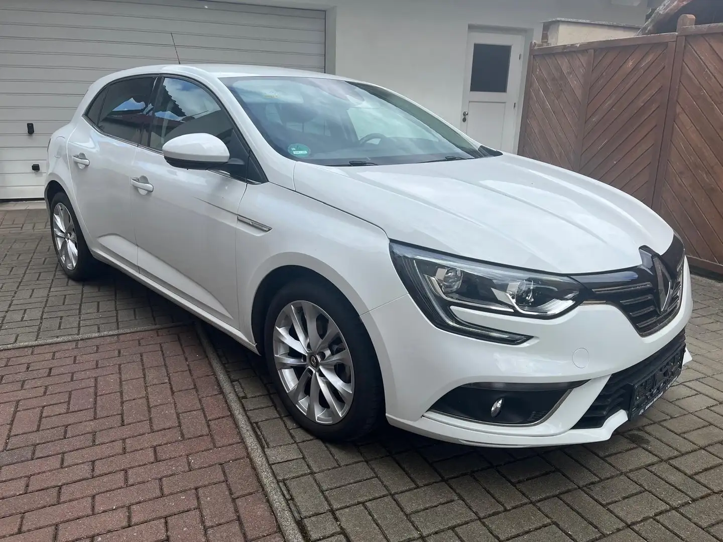 Renault Megane Intens. Insp.u.Tüv neu! Weiß - 1