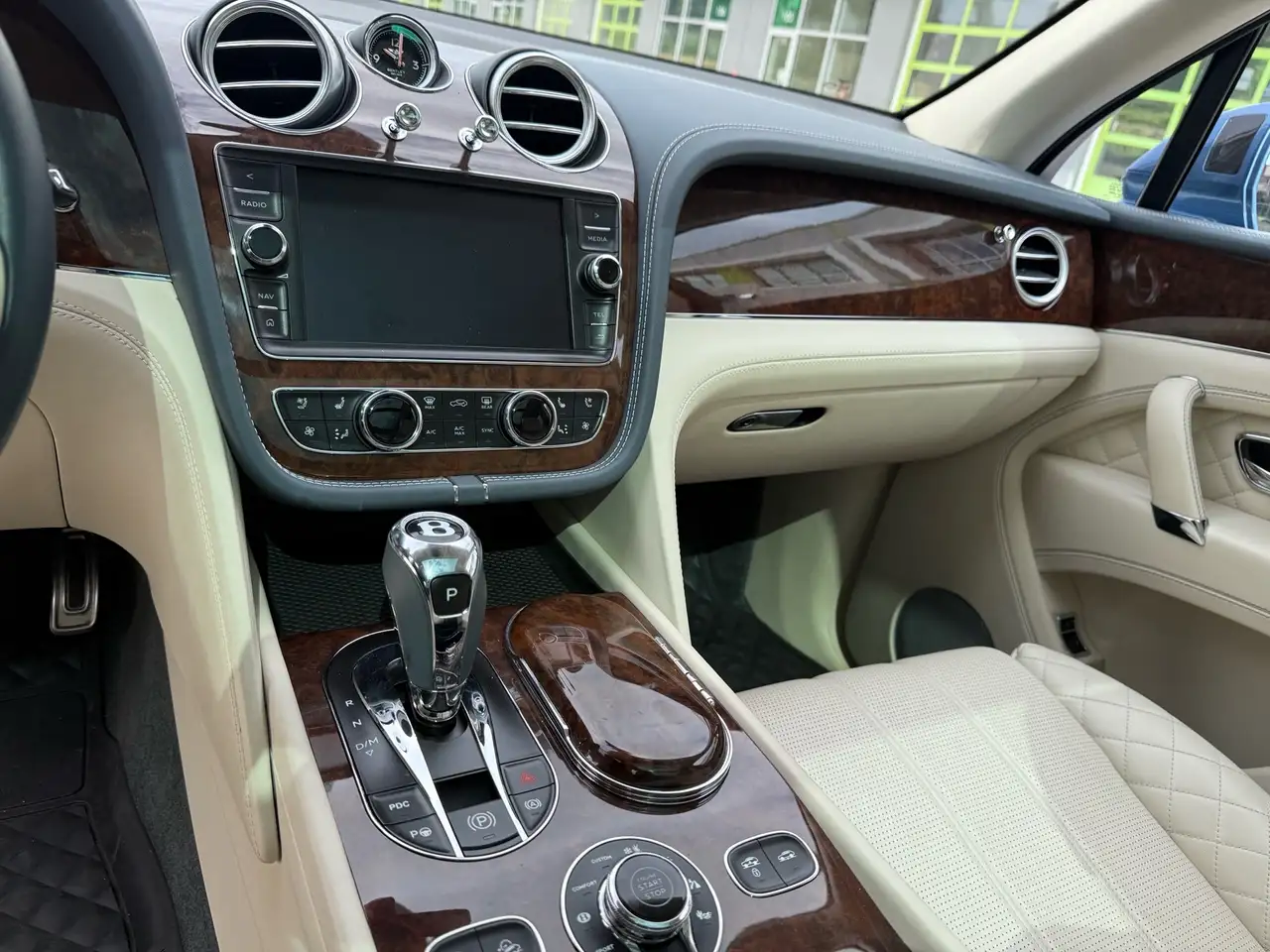 Bentley Bentayga fotografie Bentley Bentayga