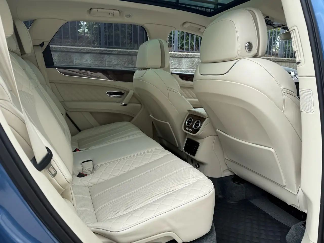 Bentley Bentayga fotografie Bentley Bentayga