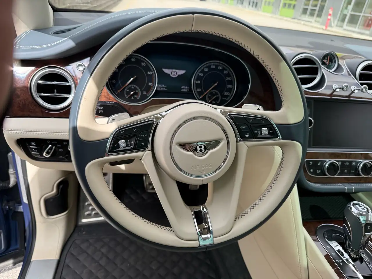Bentley Bentayga fotografie Bentley Bentayga