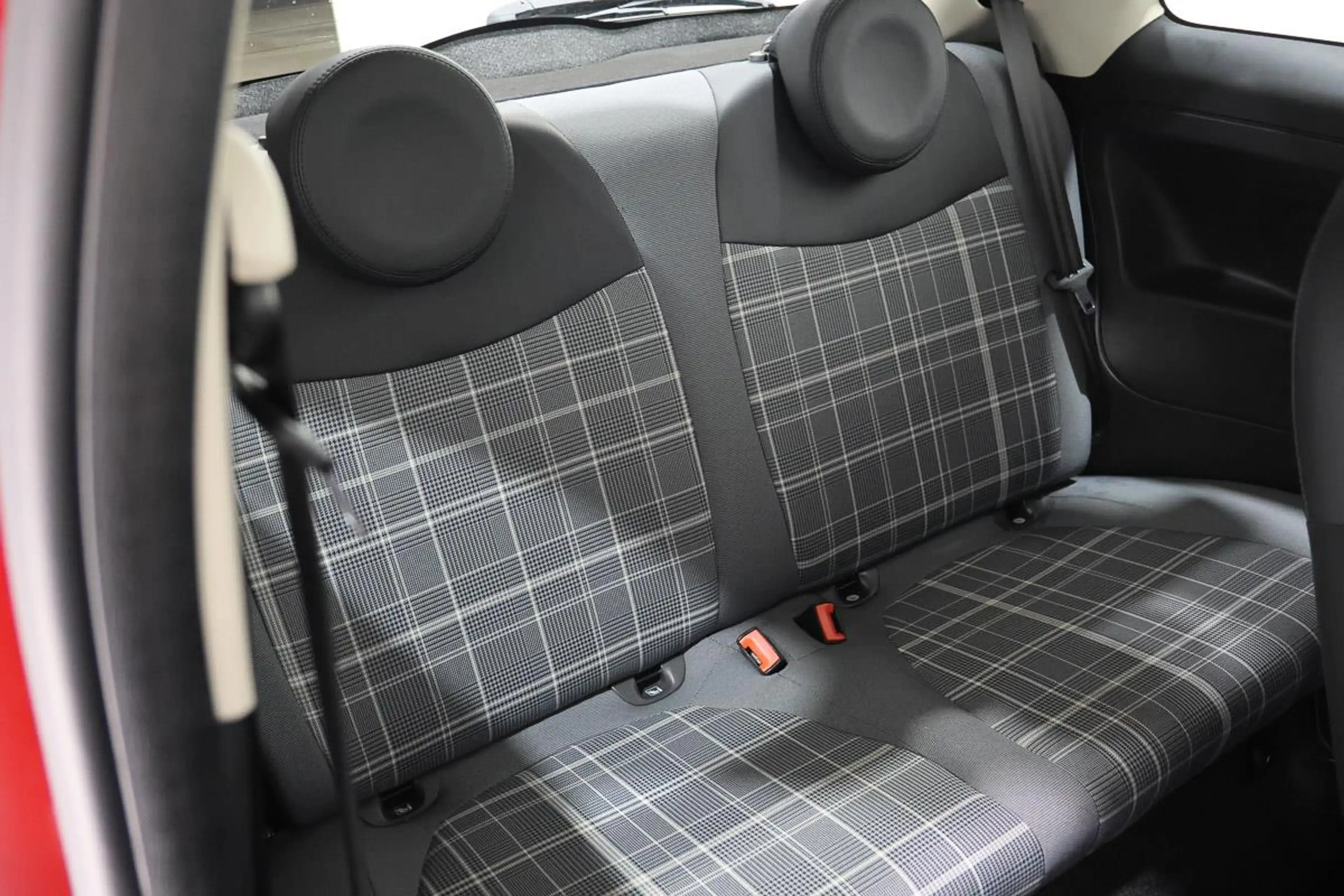 Fiat 500 1.2 - 70 - LOUNGE PANO - JA - CARPLAY - REGU — photo 10