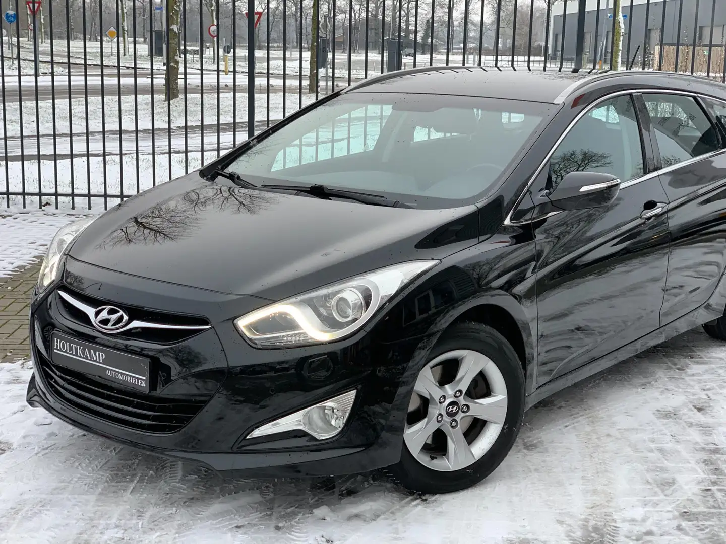 Hyundai i40 Wagon 1.6 GDI Blue i-Vision | CRUISE | NAVI | CAME Noir - 2