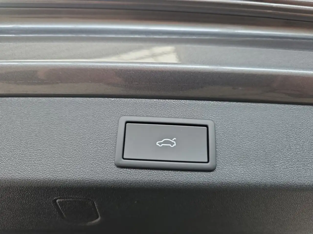 Skoda Kodiaq Sportline 1,5TSI DSG aAHK/4*J.Gar/Matrix/Navi/ACC/, миниатюра 18