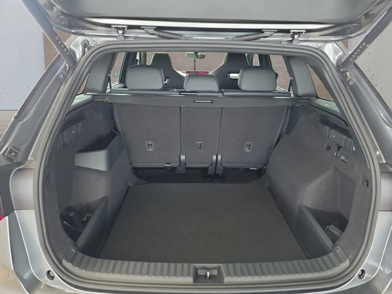 Skoda Kodiaq Sportline 1,5TSI DSG aAHK/4*J.Gar/Matrix/Navi/ACC/, миниатюра 17