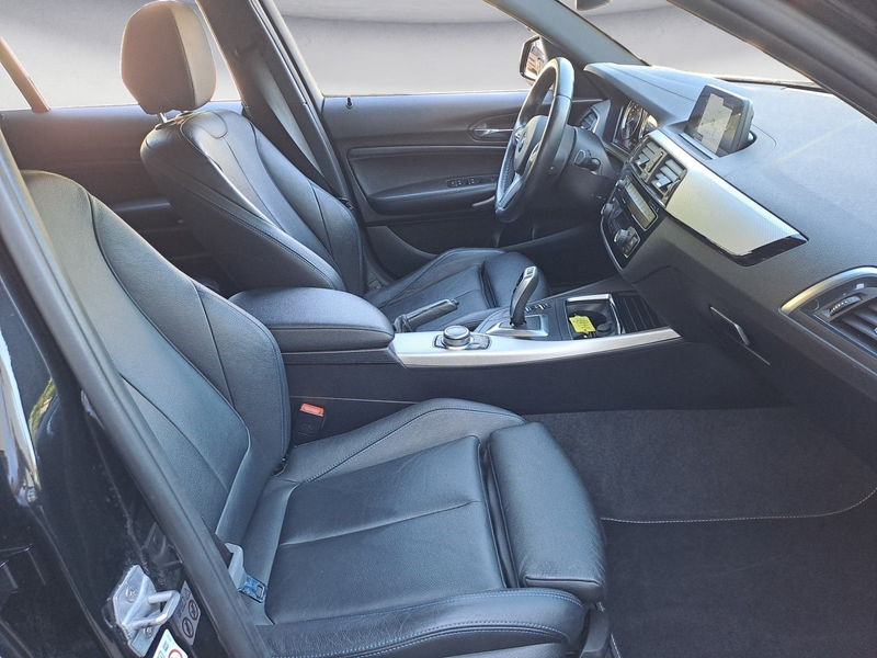BMW 120 i M-Sport *Navi*Business*LED*PDC*SHZ* — photo 9