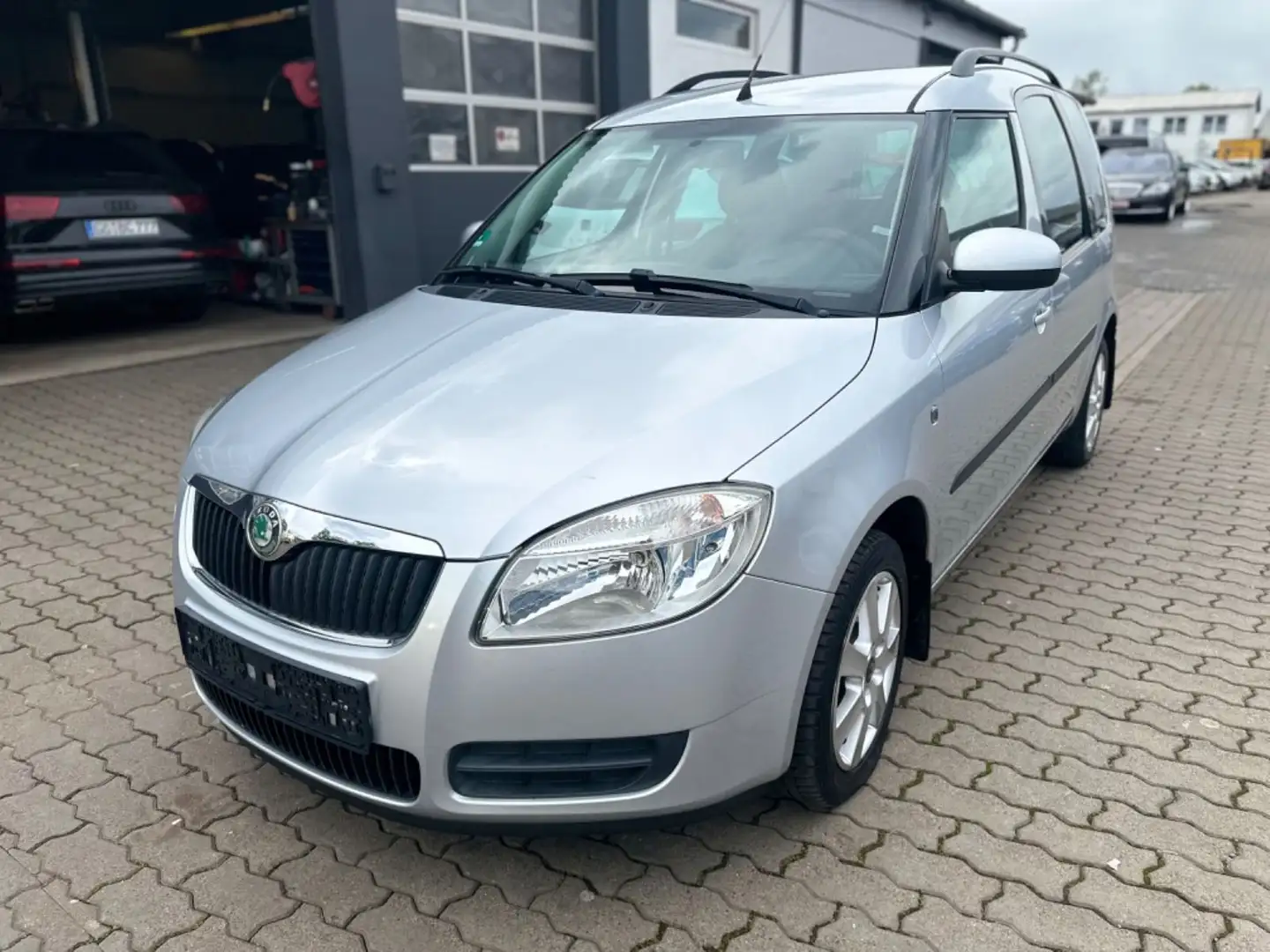 Skoda Roomster Style 1.4 MPI KLIMA 2.HAND TOP Silber - 1